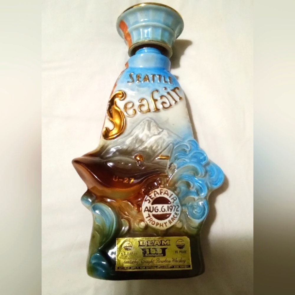 VINTAGE 50 YEARS OLD EMPTY BOTTLE DECANTER JIMBEAM .